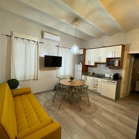 Ama Madrid Santa Anaアパートメント エクステリア 写真