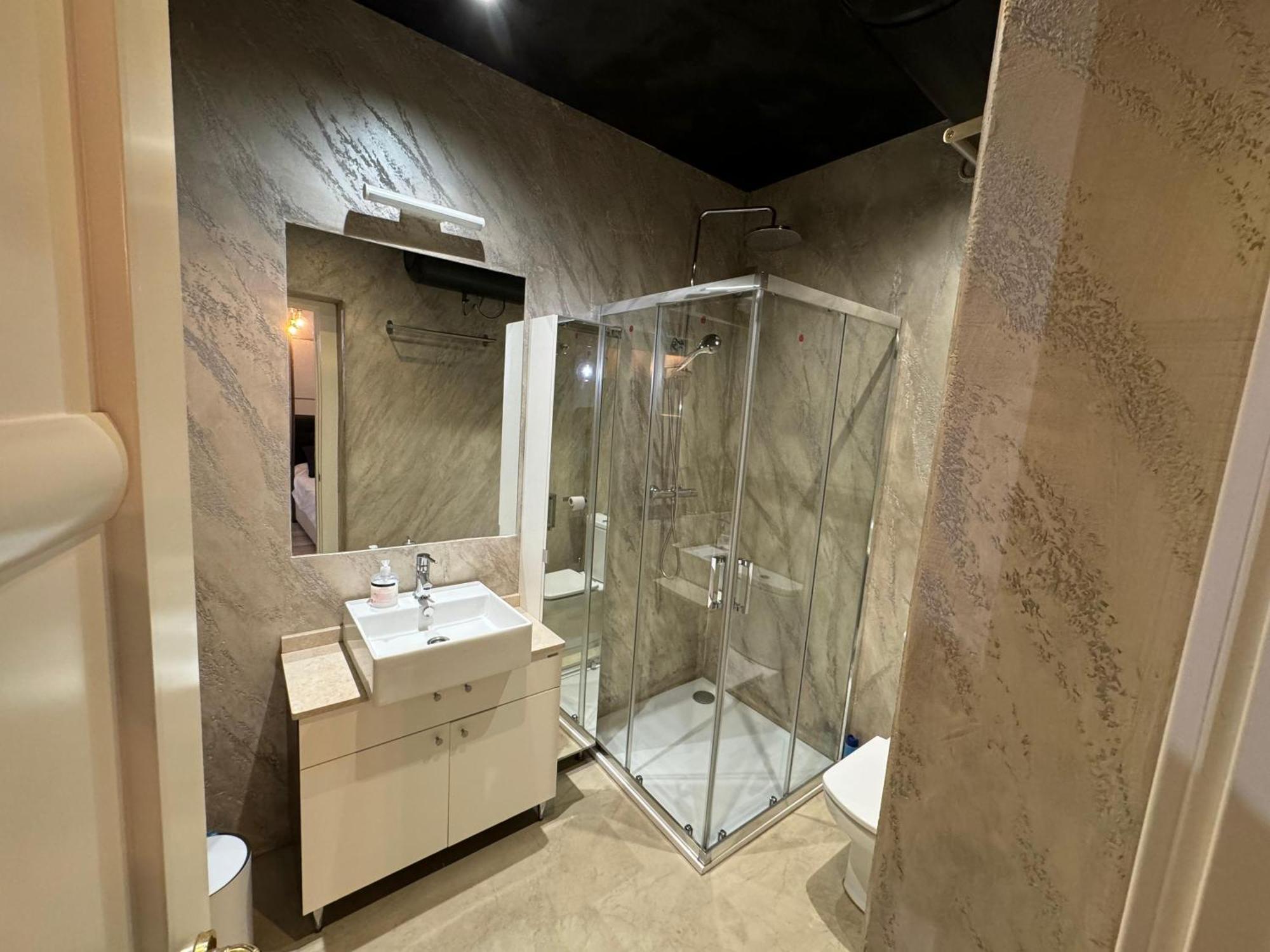 Ama Madrid Santa Anaアパートメント エクステリア 写真